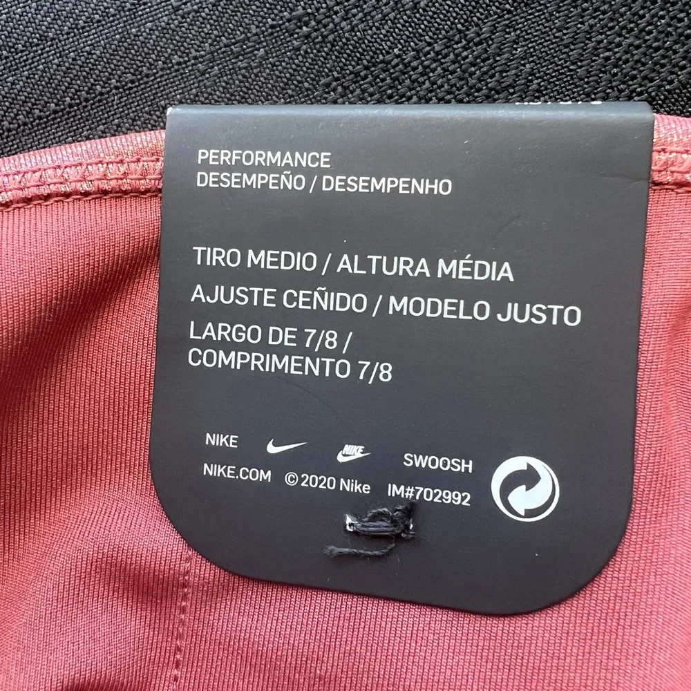 The Nike One Tight Fit Mid Rise 7/8 Length Shimmer Leggings Sz S Polyester Blend - Picture 11 of 13